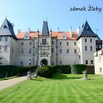 Se Zahradou * Týnec nad Labem