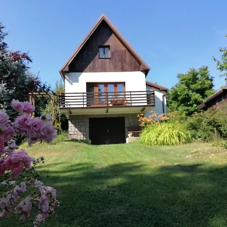 Feriehus Se Zahradou Týnec nad Labem